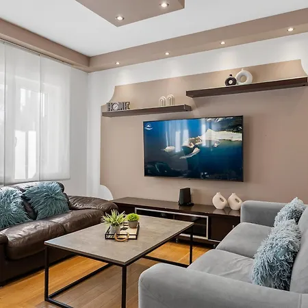 アパート Bane, 70m From The Sea, 8 Pax オミシュ