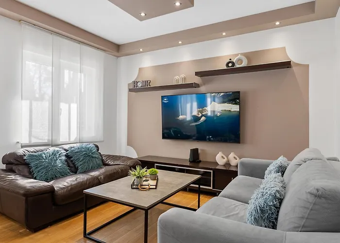 アパート Bane, 70m From The Sea, 8 Pax オミシュ