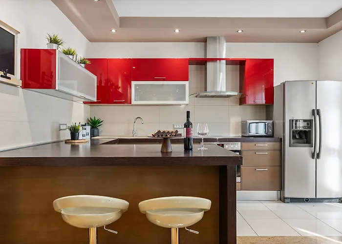 Bane, 70m From The Sea, 8 Pax アパート オミシュ