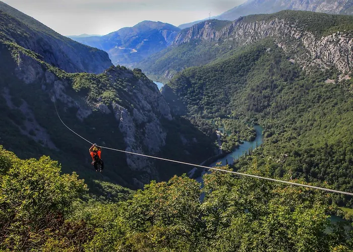 Bane, 70m From The Sea, 8 Pax